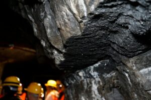 Mozambique : le sidérurgiste ArcelorMittal empoisonne le pays avec son charbon